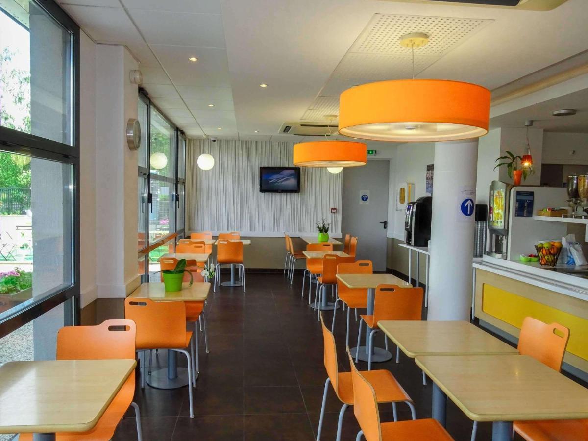 ibis budget Tours Nord Buitenkant foto